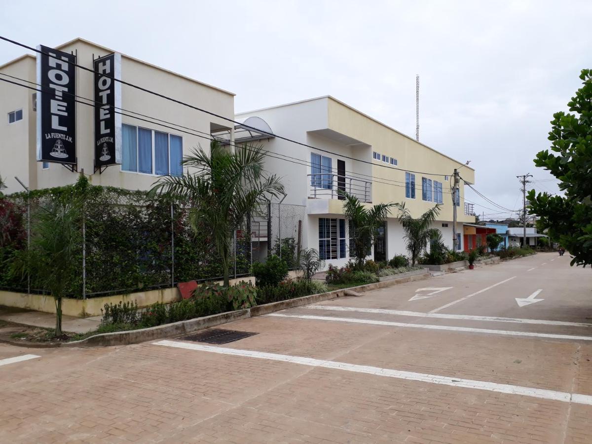Hotel La Fuente J.N La Macarena 외부 사진